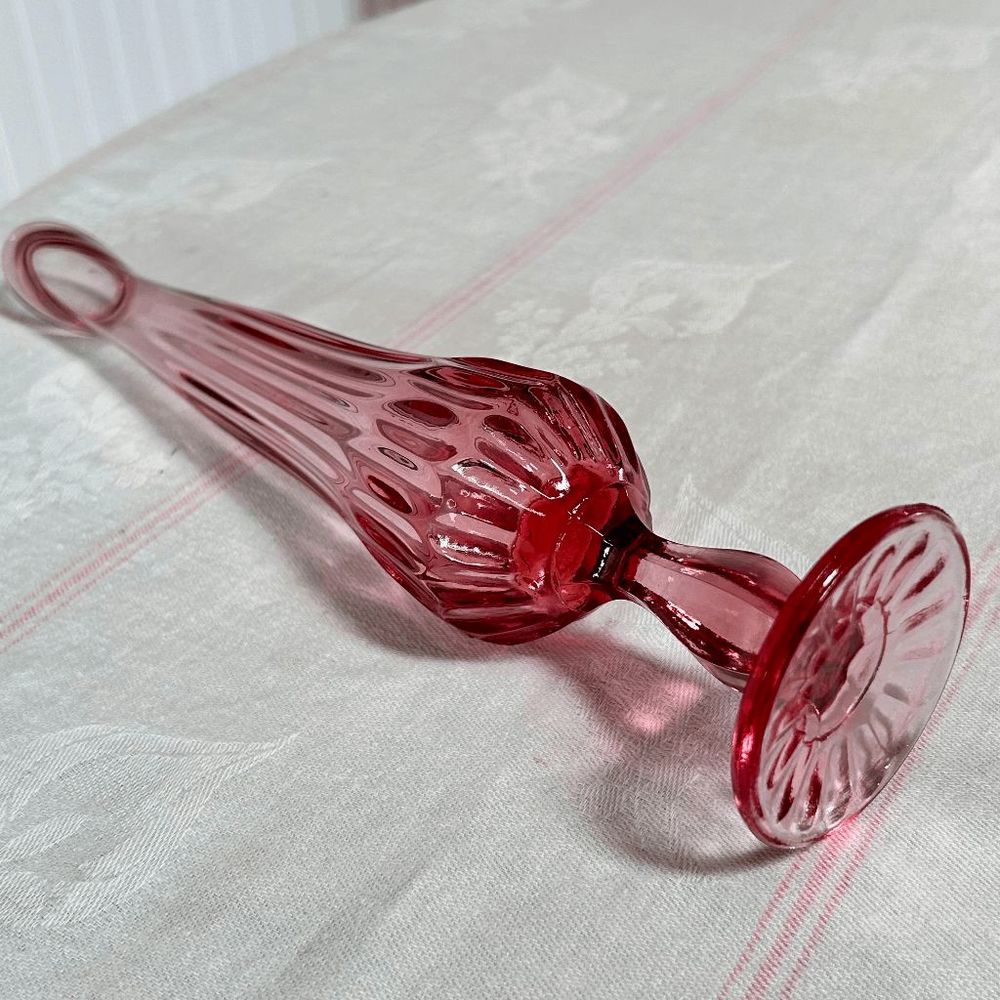 Vintage 12-inch Fenton Thumbprint Pink Column Stretch/Sling Vase - Picture 5 of 7